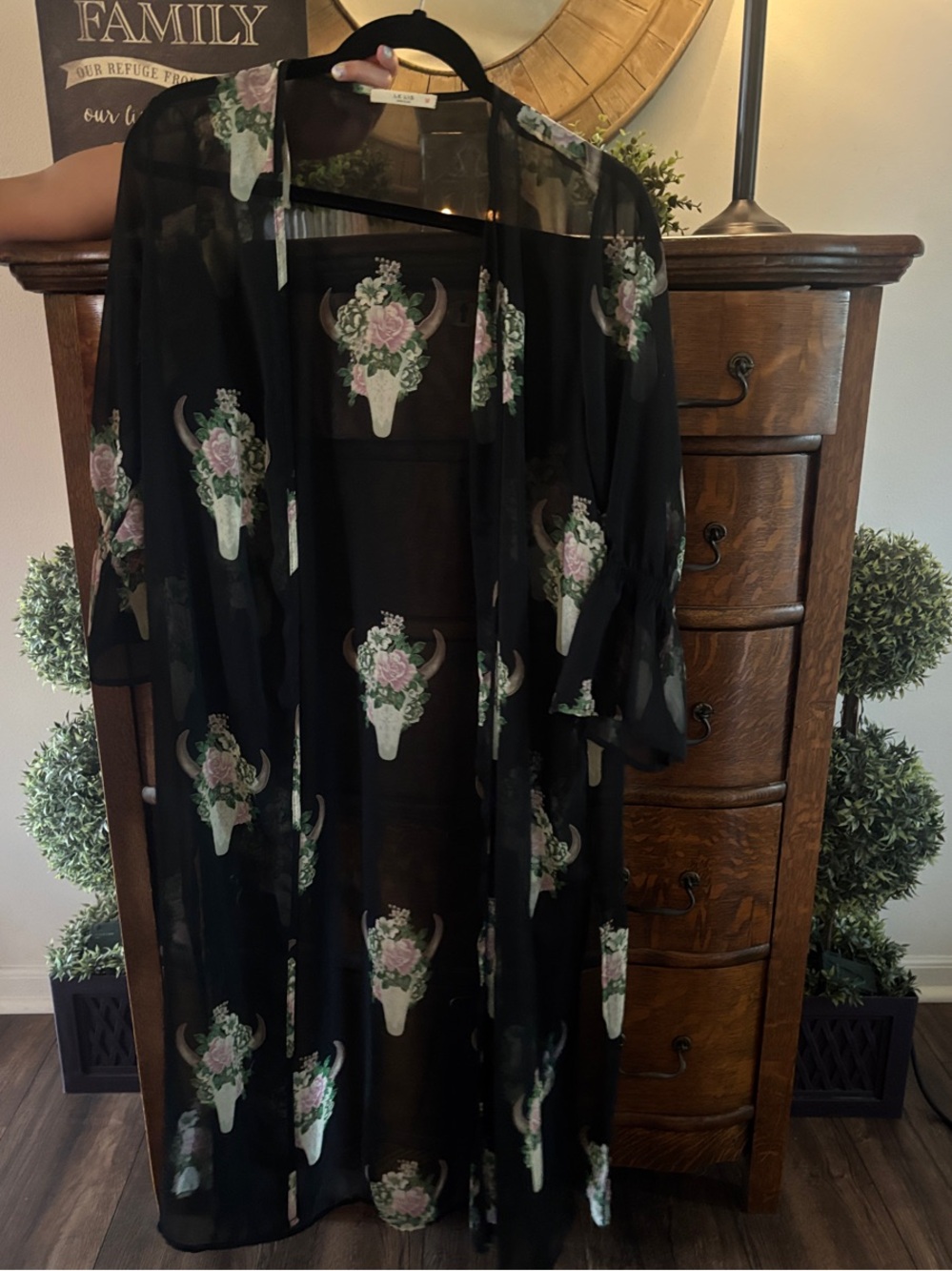 Le Lis Sheer Black Floral Bull Skull Duster